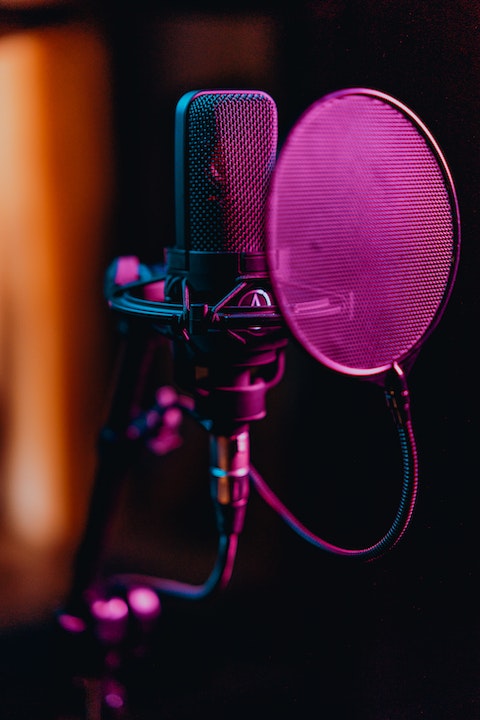 close-up-photo-of-a-condenser-microphone