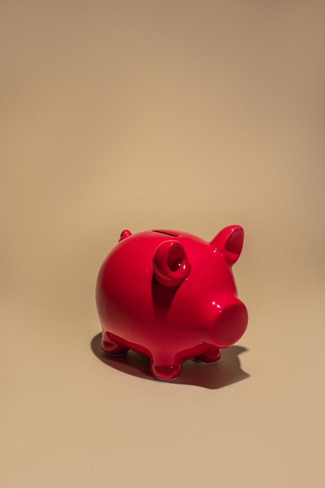 close-up-photo-of-pink-piggy-bank